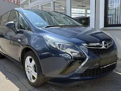 Blau Gebraucht 2012 Opel Zafira Tourer Edition Van / Kleinbus | 4.950 € (Guter Preis)