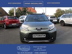 Cardamon green / black mica Gebraucht 2022 Toyota Aygo X-plore Kleinwagen | 13.999 € (Guter Preis)