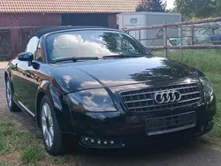 Schwarz Gebraucht 2005 Audi TT Roadster Cabrio | 4.964 € (Guter Preis)
