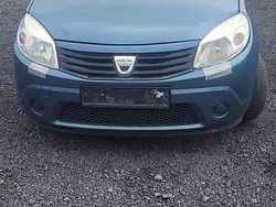 Blau Gebraucht 2009 Dacia Sandero Kleinwagen | 1.350 €