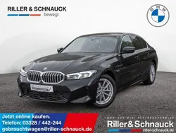 Black sapphire Gebraucht 2023 BMW 330e M Sport Limousine | 42.950 € (Etwas zu teuer)