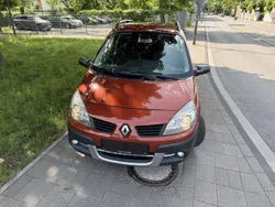 Orange Gebraucht 2008 Renault Mégane III Limousine | 1.999 € (Etwas zu teuer)