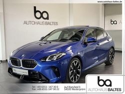 Portimao blau met. Gebraucht 2025 BMW 120 M Sport Kleinwagen | 33.850 € (Fairer Preis)
