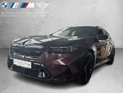 Sonderlackierung Neu 2025 BMW M5 Sport Line Kombi | 142.444 € (Superpreis)