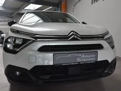 Weiß Gebraucht 2023 Citroën C4 Limousine | 18.580 € (Guter Preis)