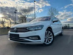 Weiß Gebraucht 2021 VW Passat Business Kombi | 15.500 € (Guter Preis)