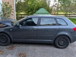 Grau Gebraucht 2004 Audi A3 Sportback Kleinwagen | 2.100 € (Guter Preis)