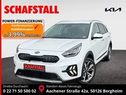 Weiss ((swp) snow white pearl) Gebraucht 2021 Kia Niro Spirit SUV | 19.979 € (Guter Preis)