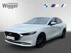 Ceramic white Gebraucht 2025 Mazda 3 Takumi-Line Limousine | 28.900 € (Fairer Preis)