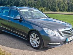 Grau Gebraucht 2012 Mercedes E300 Avantgarde Kombi | 8.099 € (Fairer Preis)