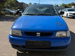 Blau Gebraucht 1999 Seat Ibiza Basis Kleinwagen | 1.450 € (Etwas zu teuer)