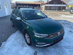 Grün Gebraucht 2021 VW Passat Alltrack Kombi | 24.990 € (Superpreis)