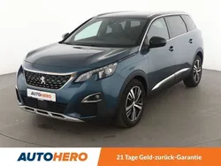 Grün Gebraucht 2017 Peugeot 5008 Allure Van / Kleinbus | 20.490 € (Fairer Preis)