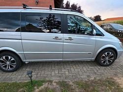 Grau Gebraucht 2011 Mercedes Viano Edition Van / Kleinbus | 13.399 € (Superpreis)
