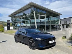 Blau Gebraucht 2023 Mazda 3 Homura-Line Limousine | 25.490 € (Fairer Preis)
