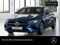 Spektralblau Gebraucht 2024 Mercedes A250 Limousine | 33.900 € (Etwas zu teuer)
