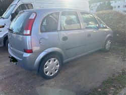 Silber Gebraucht 2005 Opel Meriva Van / Kleinbus | 1.200 € (Fairer Preis)