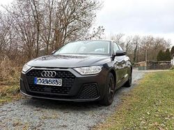 Grau Gebraucht 2020 Audi A1 Sportback Kleinwagen | 14.500 € (Fairer Preis)