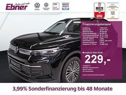 Deep black perleffekt Gebraucht 2024 VW Tiguan Life SUV | 37.880 € (Teuer)
