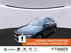 Quarzgrau metallic Gebraucht 2021 Skoda Kamiq Clever SUV | 21.730 € (Fairer Preis)