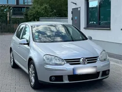 Silber Gebraucht 2007 VW Golf V Kleinwagen | 2.100 € (Guter Preis)