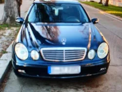 Schwarz Gebraucht 2004 Mercedes E220 Limousine | 2.700 € (Guter Preis)