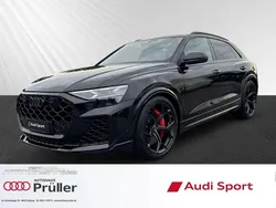 Mythosschwarz metallic (schwarz) Gebraucht 2025 Audi RS Q8 Performance SUV | 148.900 €