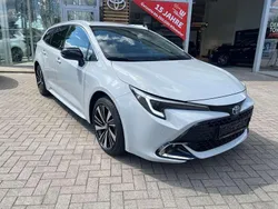 Grau Neu 2025 Toyota Corolla Kombi | 31.490 € (Superpreis)
