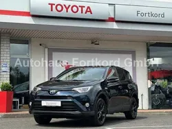Schwarz Gebraucht 2018 Toyota RAV4 Edition-S SUV | 25.250 € (Fairer Preis)