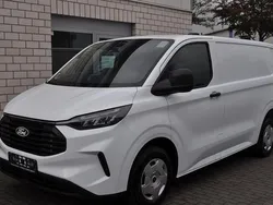 Weiß Gebraucht 2024 Ford Transit Custom Limousine | 29.980 € (Guter Preis)