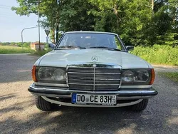Weiß Gebraucht 1983 Mercedes 230 Coupé | 10.000 €