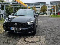 Schwarz Gebraucht 2022 MG ZS Luxury Limousine | 20.000 € (Teuer)