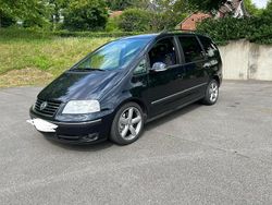 Blau Gebraucht 2006 VW Sharan Van / Kleinbus | 3.550 € (Teuer)