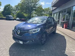 Blau cosmos Gebraucht 2018 Renault Kadjar Bose Edition SUV | 16.990 € (Guter Preis)