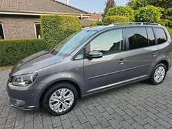 Grau Gebraucht 2011 VW Touran Style Van / Kleinbus | 7.000 € (Guter Preis)