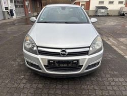 Silber Gebraucht 2004 Opel Astra Edition Limousine | 650 € (Superpreis)