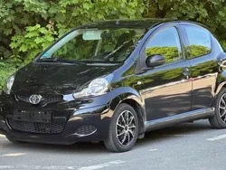 Schwarz Gebraucht 2011 Toyota Aygo Cool Kleinwagen | 4.250 € (Etwas zu teuer)