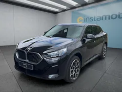 Schwarz Gebraucht 2024 BMW iX2 SUV | 44.499 € (Guter Preis)