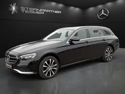 Metalliclack obsidianschwarz Gebraucht 2023 Mercedes E300 Avantgarde Kombi | 34.849 € (Superpreis)