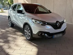 Weiß Gebraucht 2016 Renault Kadjar Bose Edition SUV | 12.900 € (Fairer Preis)