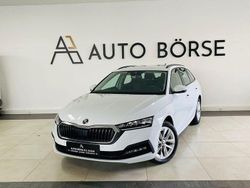 Weiß Gebraucht 2022 Skoda Octavia Kombi | 12.890 € (Guter Preis)