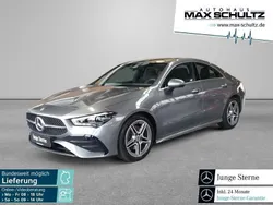 Andere farbe Gebraucht 2024 Mercedes CLA200 AMG Limousine | 36.980 € (Guter Preis)