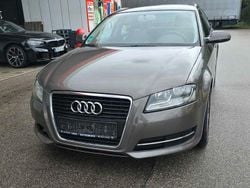 Grau Gebraucht 2010 Audi A3 Attraction Limousine | 3.200 € (Guter Preis)