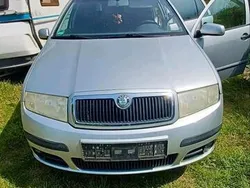 Silber Gebraucht 2004 Skoda Fabia Kombi | 1.500 € (Fairer Preis)
