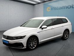 Weiß Gebraucht 2023 VW Passat GTE Kombi | 30.999 € (Teuer)