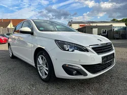 Blanc banquise Gebraucht 2016 Peugeot 308 Allure Kombi | 7.500 € (Guter Preis)