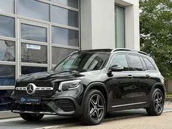 Nachtschwarz Gebraucht 2021 Mercedes GLB200 AMG SUV | 33.790 € (Teuer)