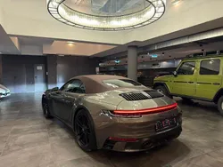 Grün Gebraucht 2022 Porsche 911 Carrera GTS Cabrio | 139.777 €