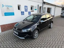 Schwarz Gebraucht 2012 VW Polo Cross Kleinwagen | 9.880 € (Etwas zu teuer)
