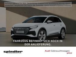 Gletscherweiß metallic Gebraucht 2022 Audi Q4 e-tron Comfort SUV | 34.980 € (Etwas zu teuer)